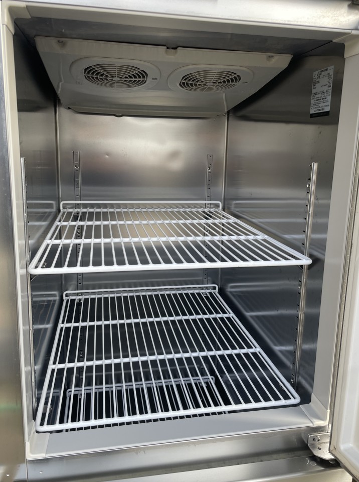 縦型冷凍冷蔵庫￥298,000(税込）の写真