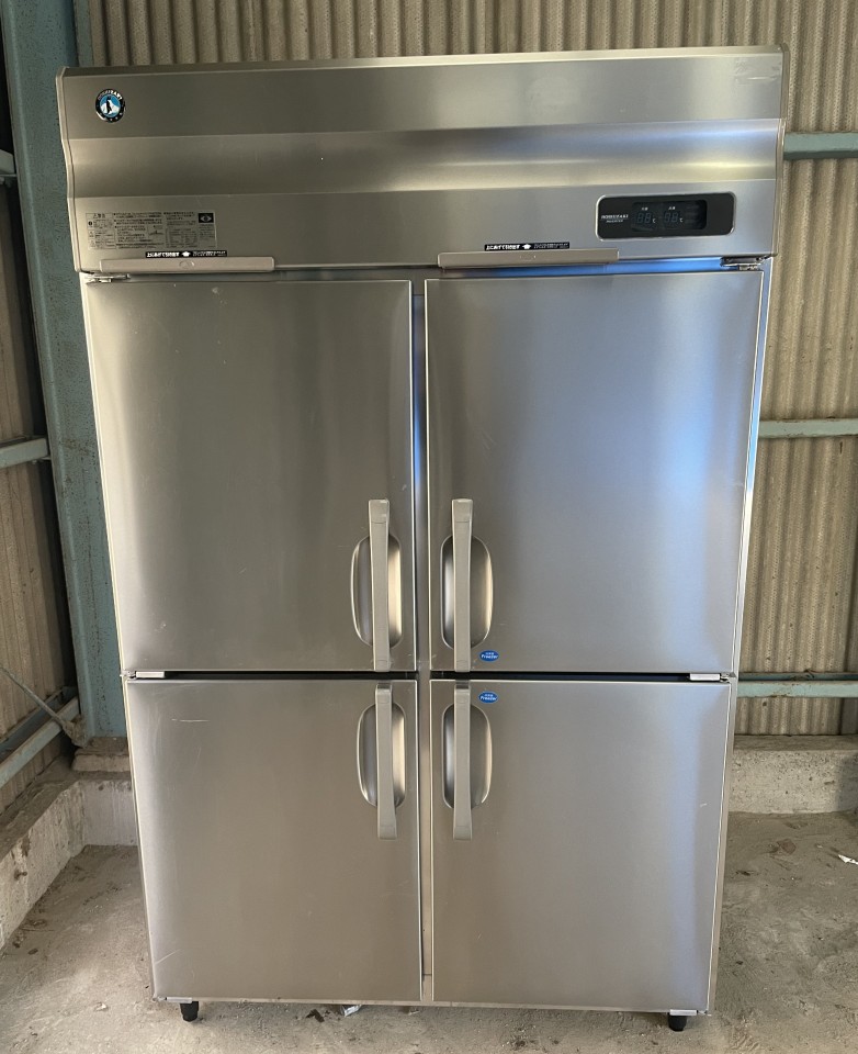 縦型冷凍冷蔵庫￥298,000(税込）の写真