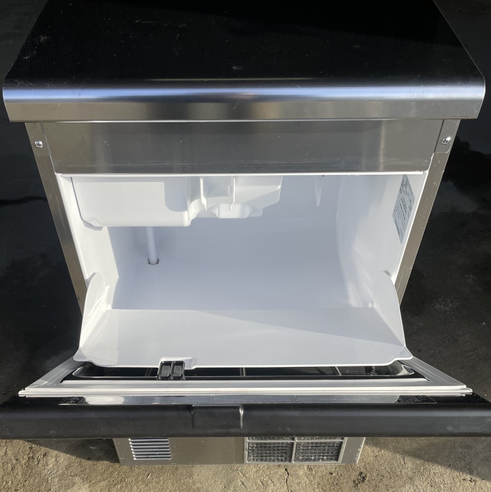 35KG 製氷機￥275,000（税込）の写真