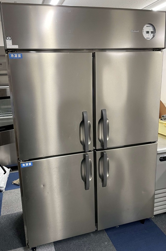 縦型冷凍冷蔵庫　￥275,000(税込）
