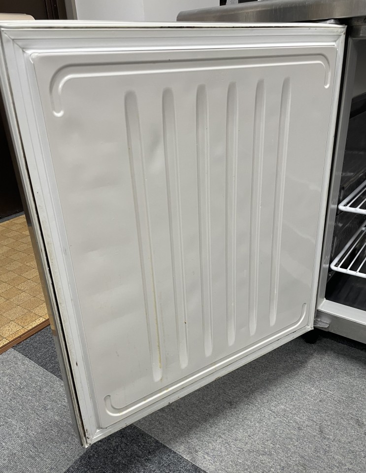 5尺深型台下冷蔵庫 ¥150,000(税込)の写真