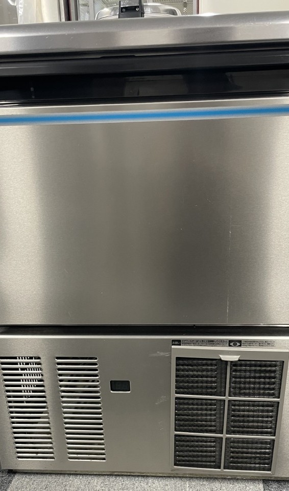 45ＫＧ製氷機　￥240,000（税込）