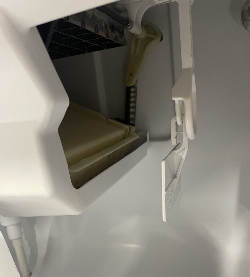 35KG 製氷機 ¥250,000(税込)の写真