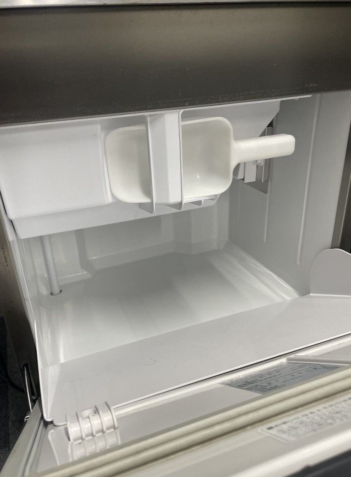 35KG 製氷機 ¥250,000(税込)の写真