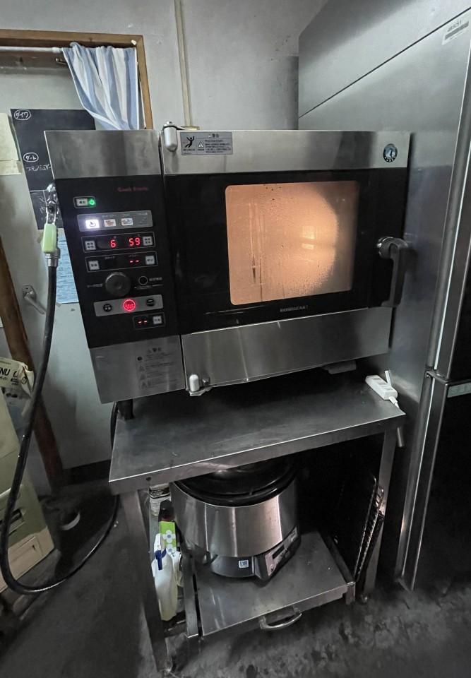 中古厨房機器販売実績<br>スチコン<br>冷蔵ショーケース<br>台下冷蔵庫