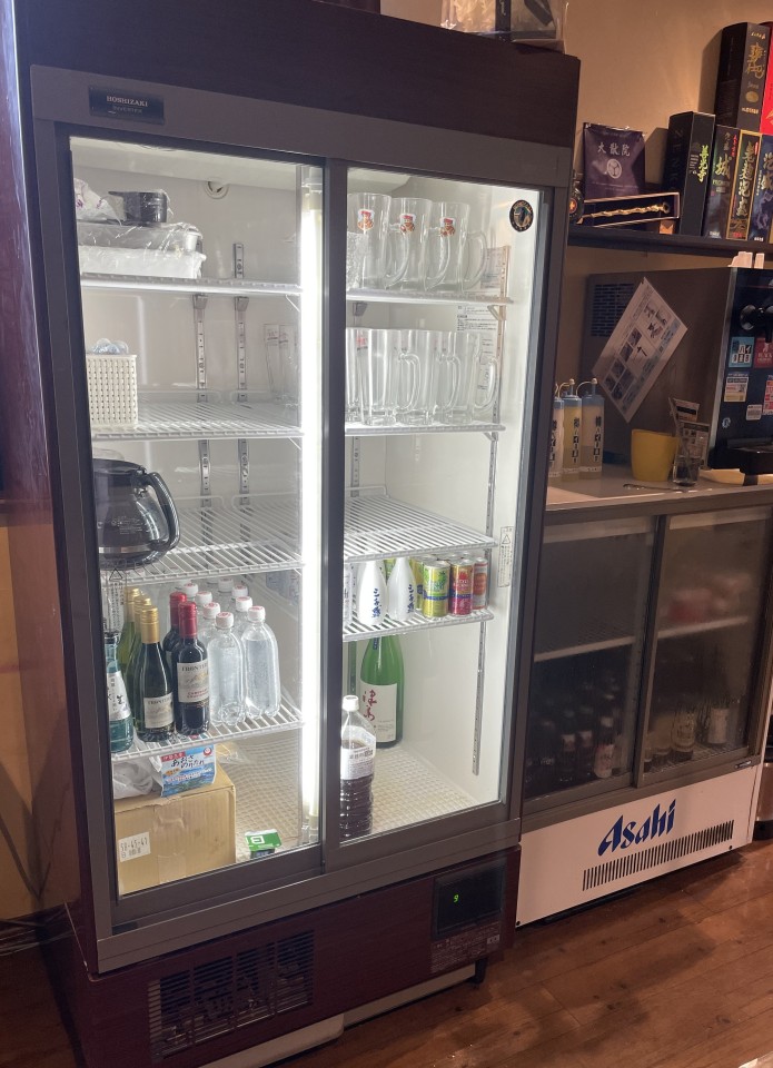 中古厨房機器販売実績スチコン冷蔵ショーケース台下冷蔵庫の写真